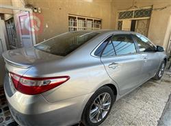 تۆیۆتا کامری